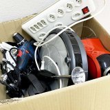 En moyenne, 15 % des 74 appareils électriques inutilisés sont retenus dans un ménage européen. Stiftung Sens eRecycling